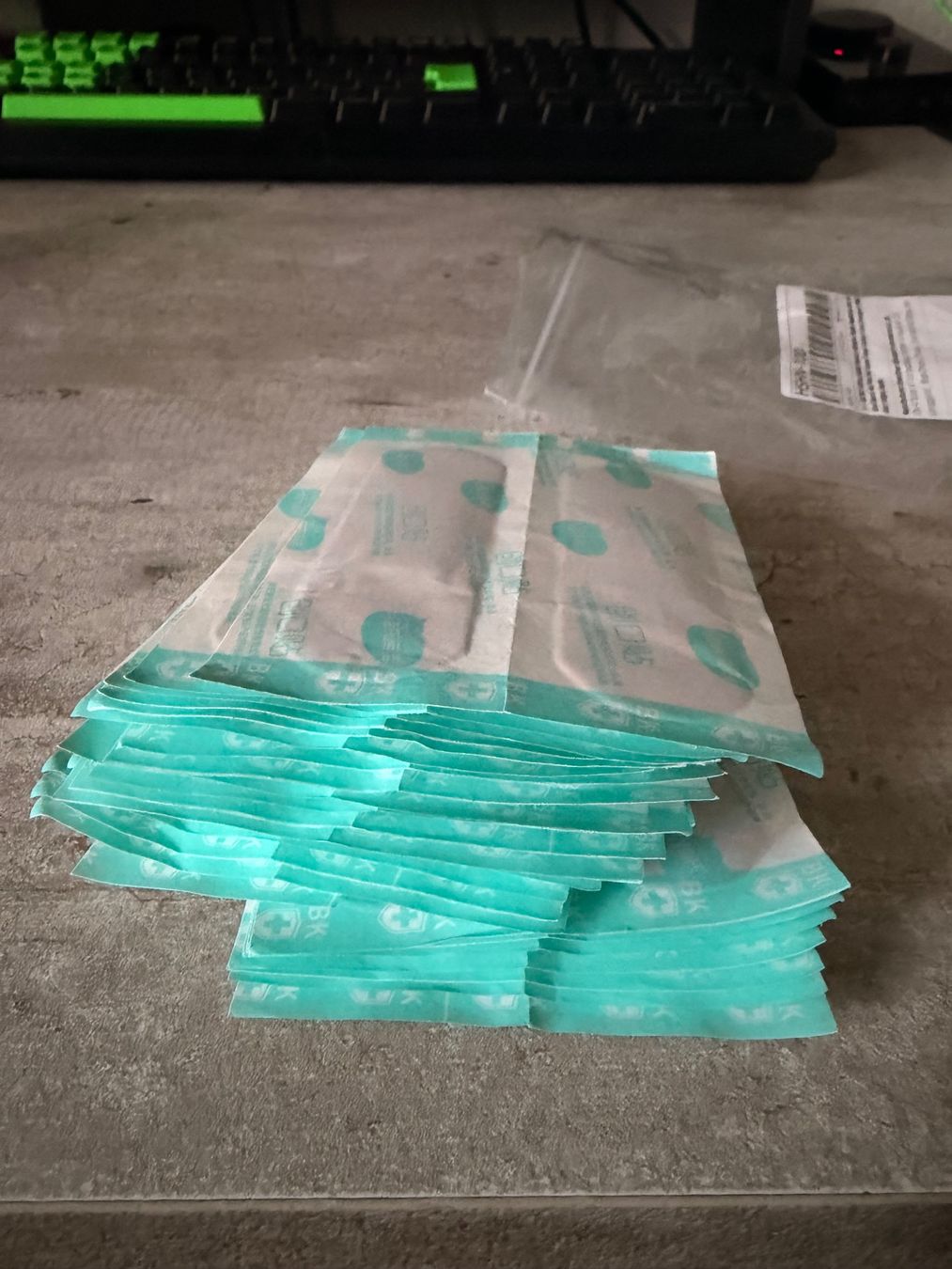 Prodotti per la cura & articoli per la pulizia: 100x Flexible superhaltende Pflaster – Nuovo e nell'imballaggio originale da Lohn-Ammannsegg venduto da JarvisSystem2.0