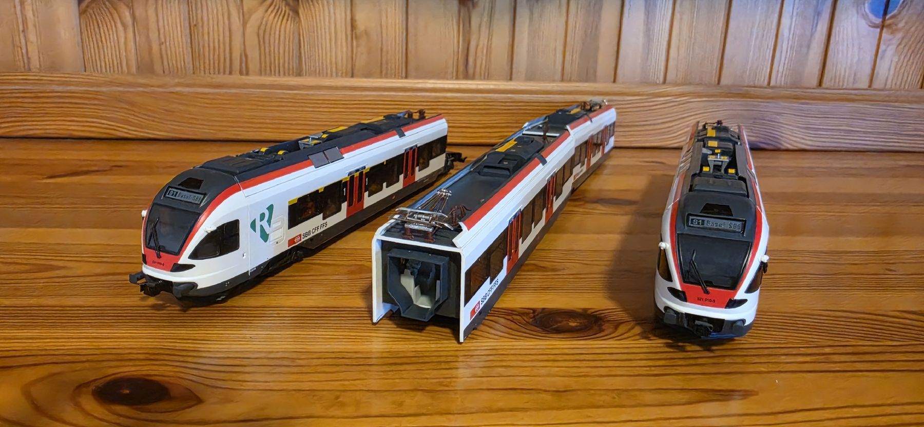 Liliput Modellini di ferrovie: Liliput SBB RABe 523 Flirt – Nuovo (secondo la descrizione) da Bettlach venduto da United83 5