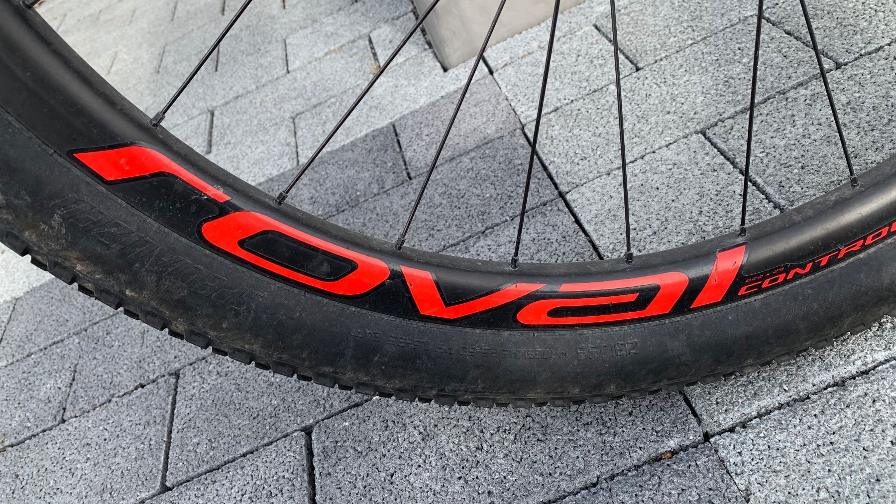 Specialized Velos: Specialized Epic Expert - 29 Zoll - Carbon - Gr. M - Fully – Gebraucht aus Udligenswil von  7