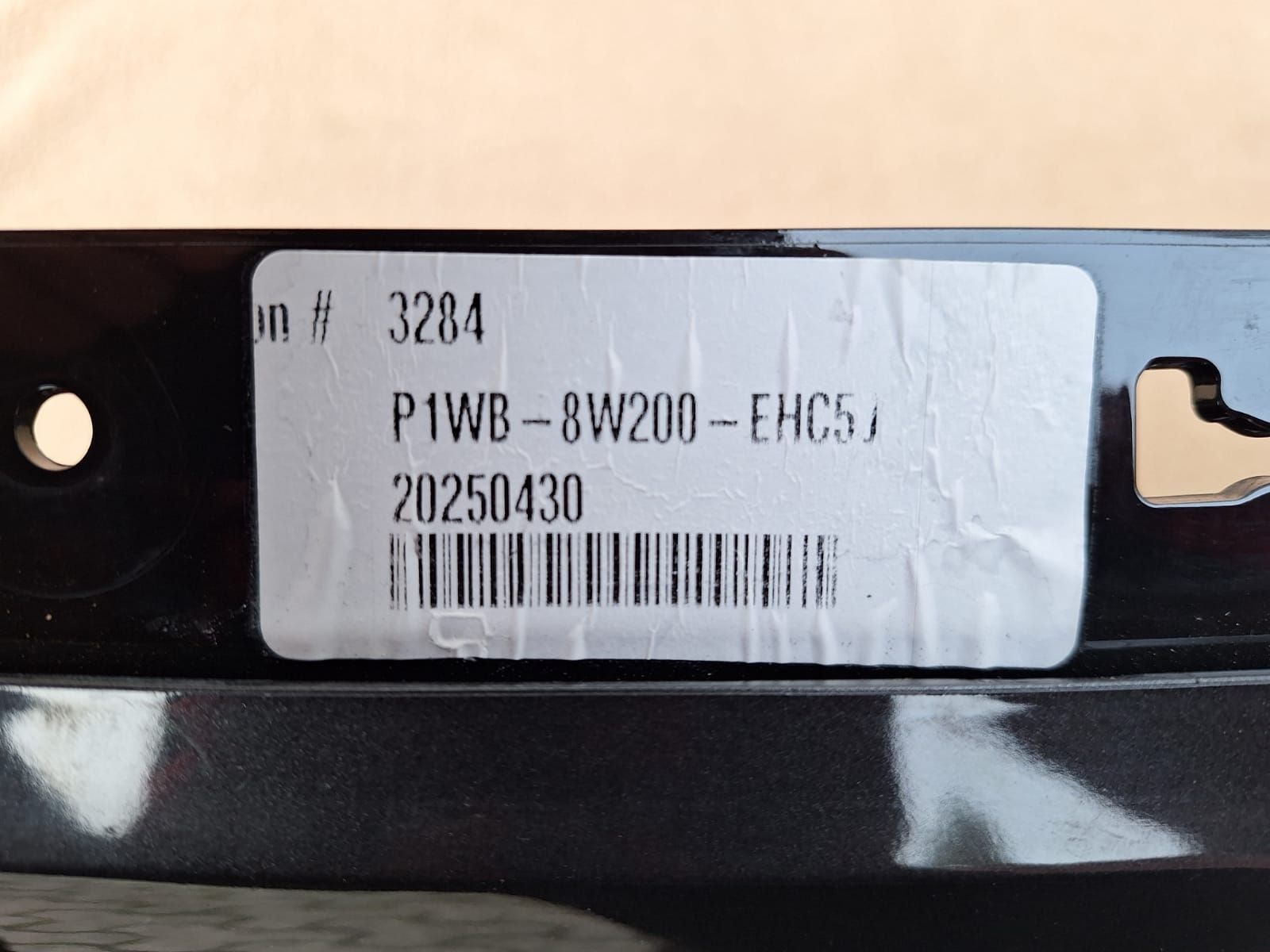 Ford Tutti pezzi di ricambio auto: Kühlergrill Ford Ranger Neu – Nuovo (secondo la descrizione) da Seewen SZ venduto da Muhans 1