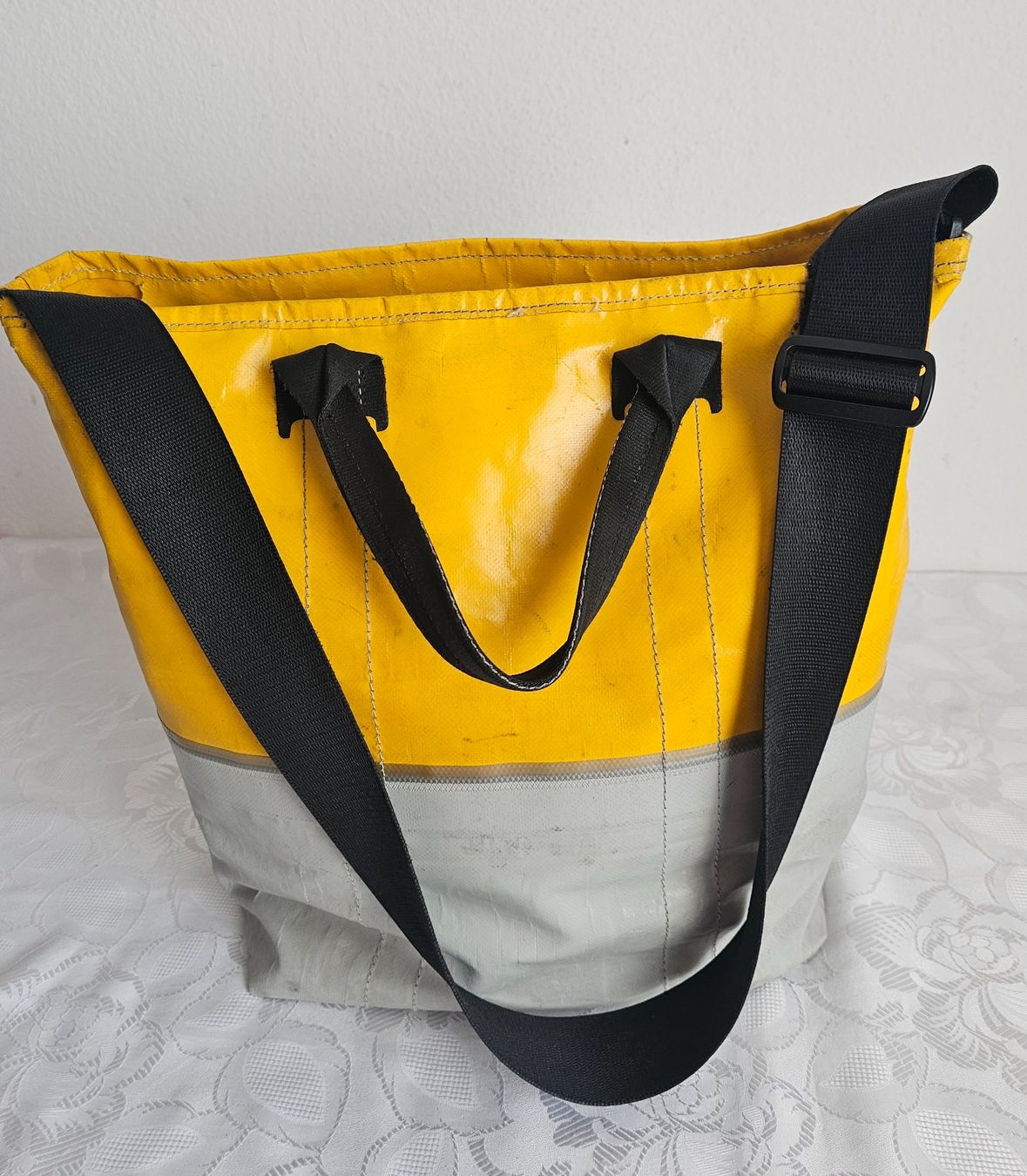 Freitag Taschen: ***FREITAG ***F203 BOB Hand.oder Umhängetasche – Gebraucht aus Bronschhofen von Xena37 7