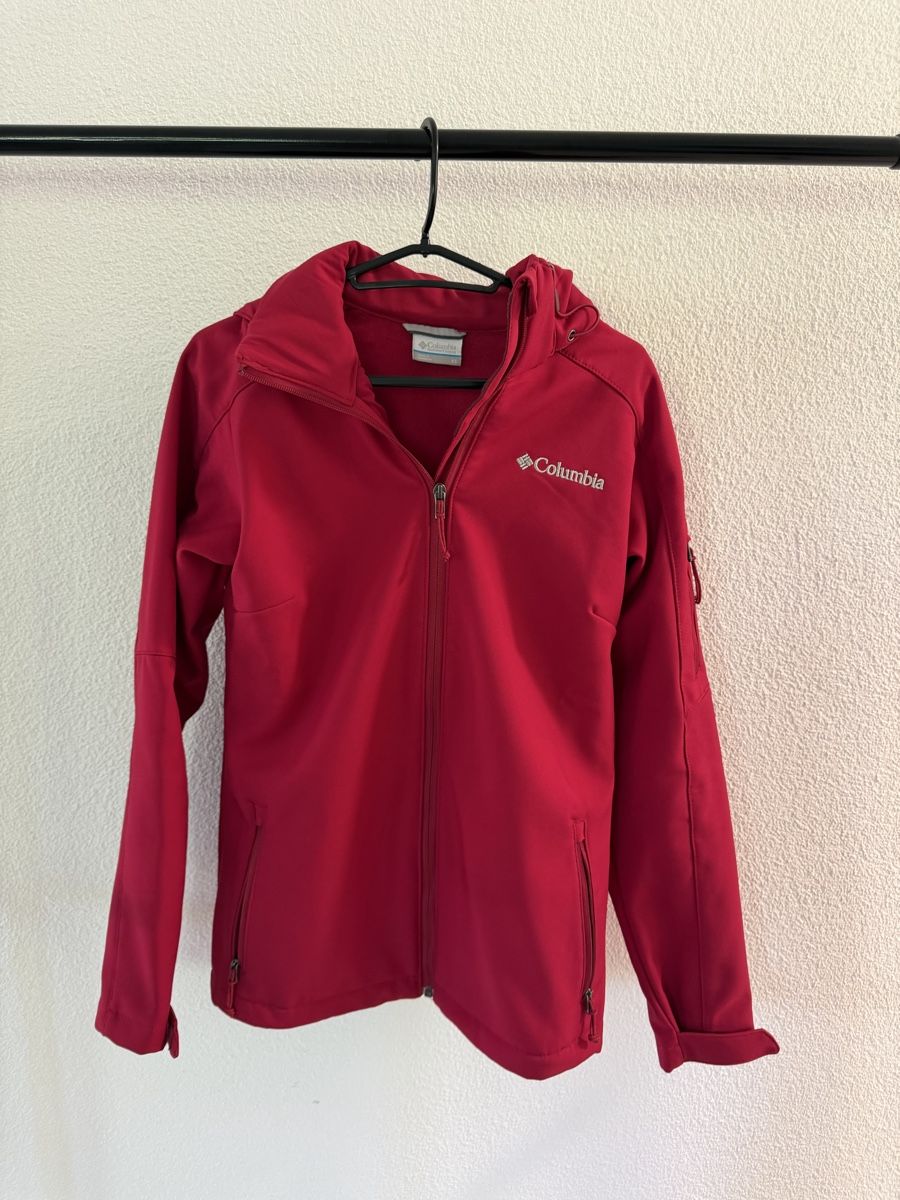 Columbia Giacche: Columbia Jacket Red Size XS – Usato da Gränichen venduto da Domsiiiii 1