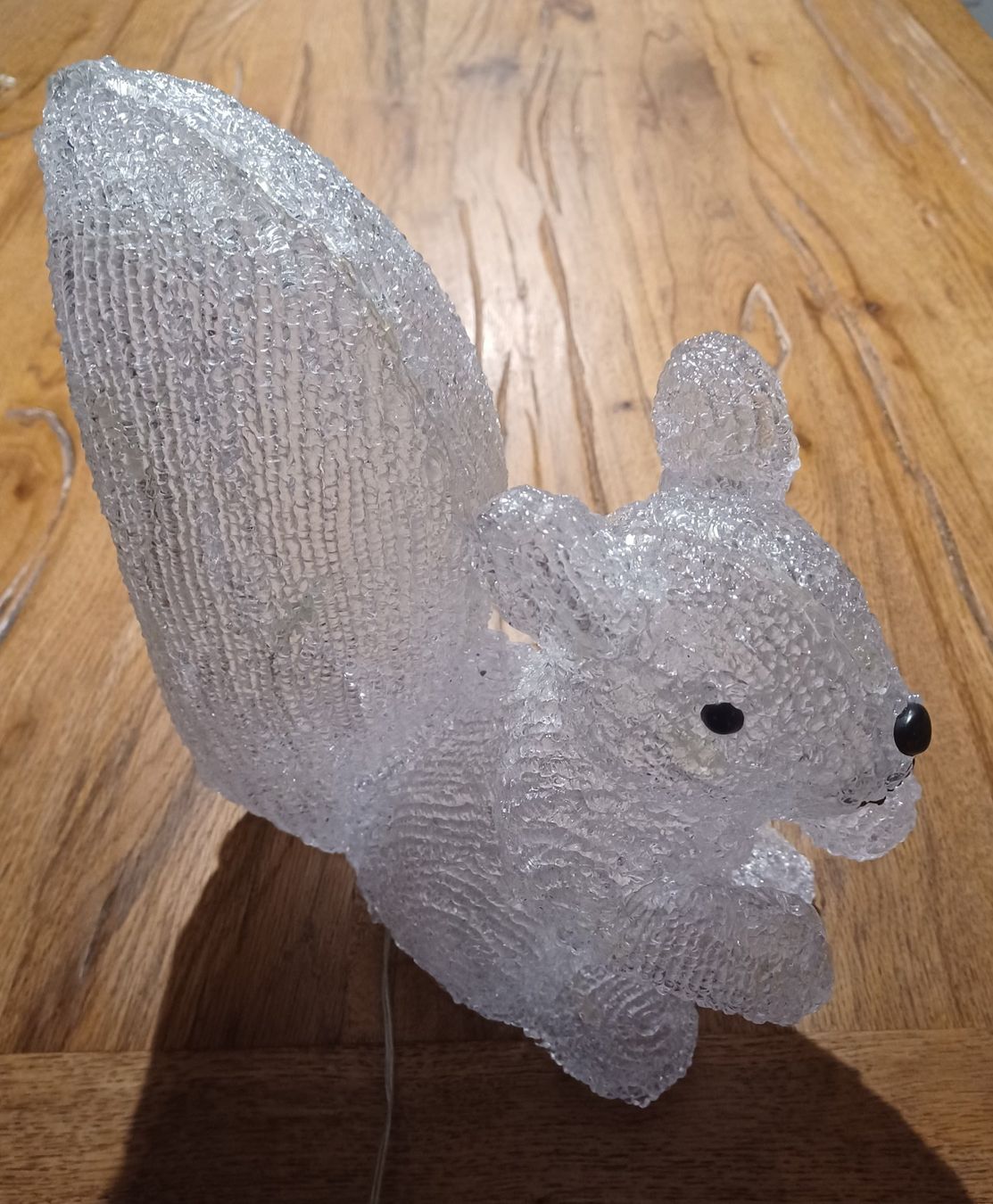 Migros Guirlandes lumineuses: Weihnachtsbeleuchtung Eichhörnchen klein – D'occasion à Egerkingen par John001 2