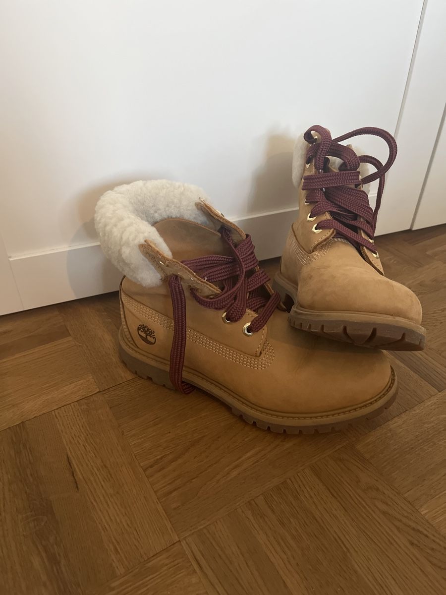 Timberland Scarpe da donna: Warme Timberland Boots Gr. 38.5 Winter – Usato da Baldegg venduto da Livio.
