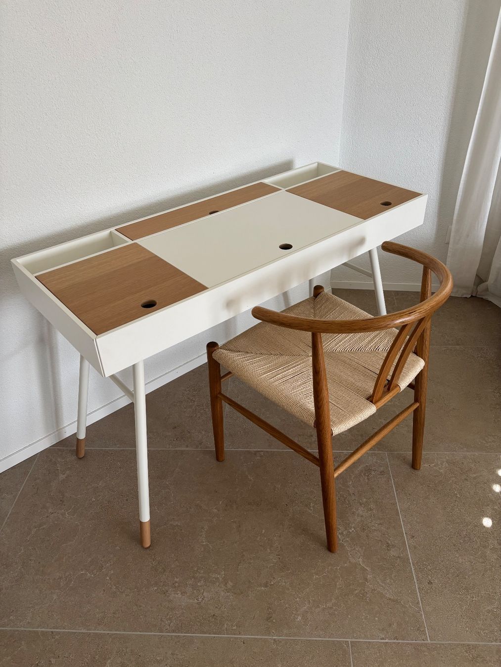 Boconcept Scrivanie: Designer Schreibtisch Boconcept Cupertino weiß Eiche – Usato da Zürich venduto da car_9sdb