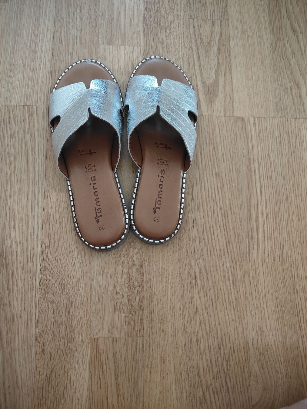 Tamaris Chaussures femmes: Sandales Tamaris argentées taille 39 new – Neuf avec emballage d'origine à Biel/Bienne par Edi5Roli3 2