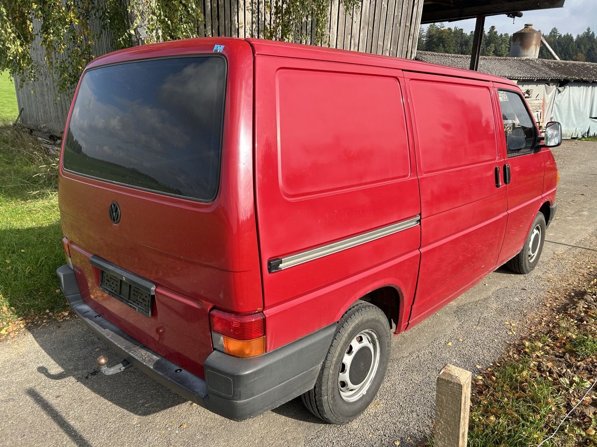 VW Camping Fahrzeuge: VW T4 Camper für Abenteuer – Gebraucht aus Oberbipp von JLO26 7