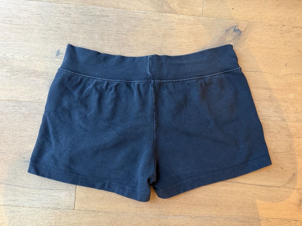 Brandy Melville Pantaloni: Brandy Melville Shorts – Usato da Meilen venduto da ni812 1