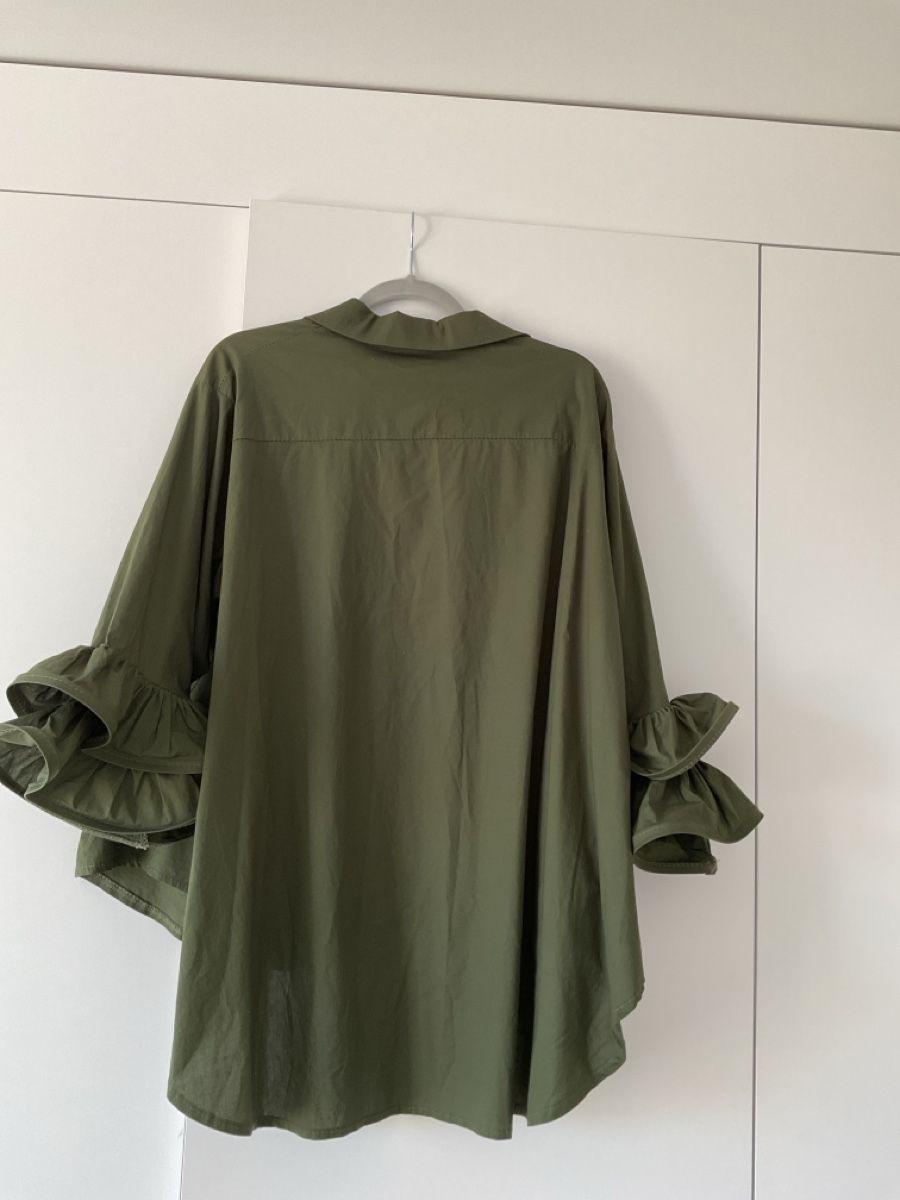 Blusen: Damenbluse oliv – Gebraucht aus Stein am Rhein von man_zr9n