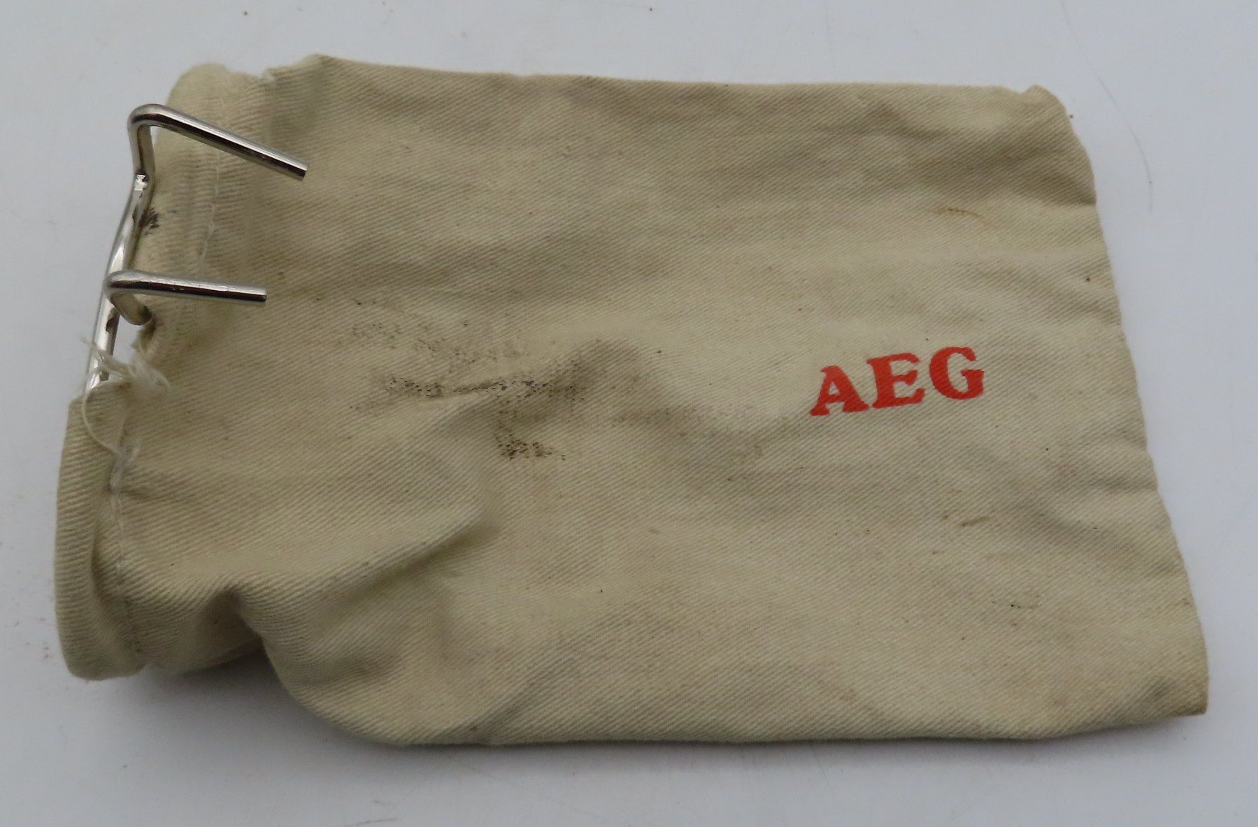 Smerigliatrici & Lucidatrici: AEG Schwingschleifer VSSE 260 electronic – Usato da Reinach BL venduto da WBZ-Flohmarkt 5