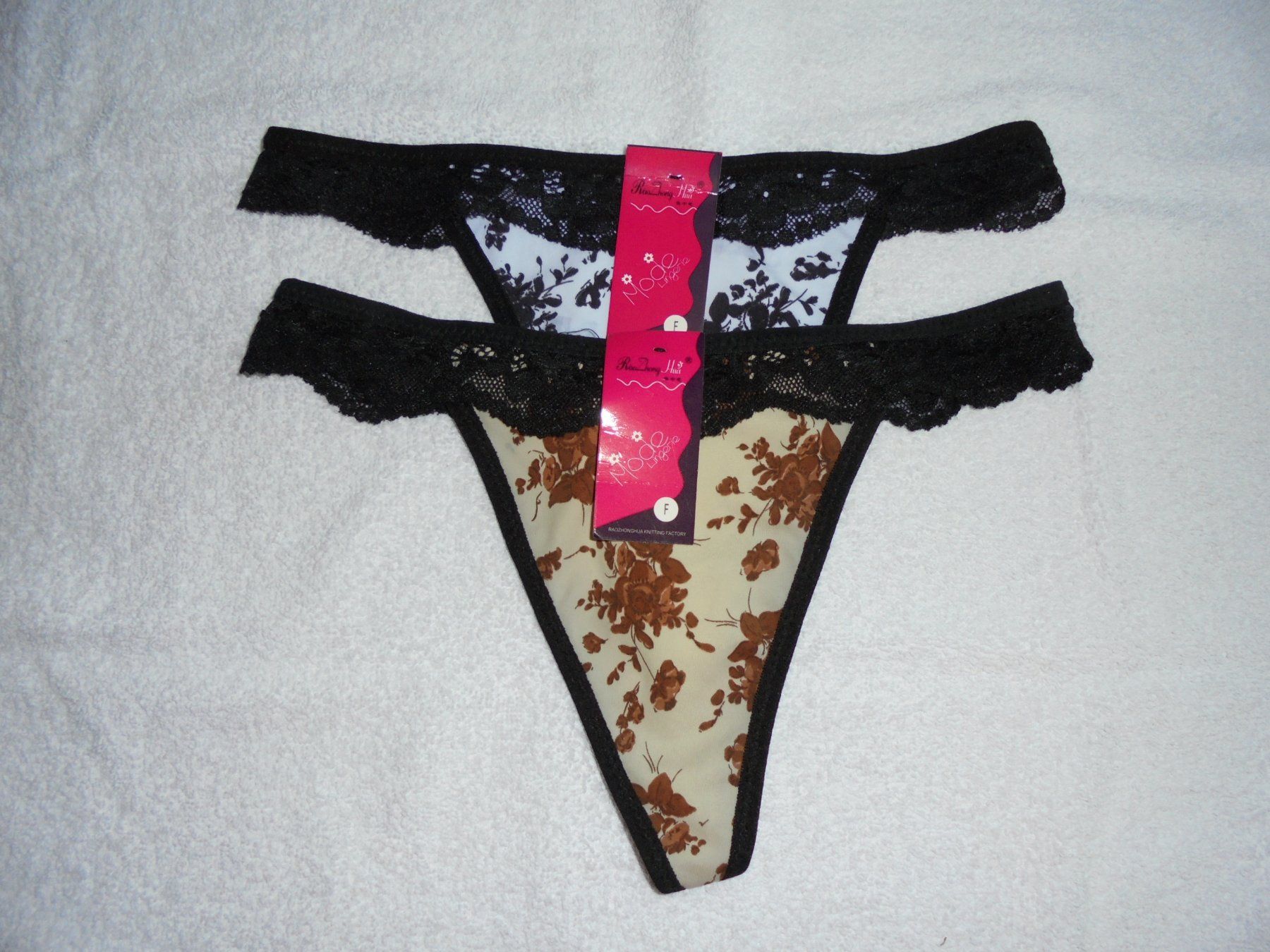 Sonstige Unterwäsche: 2 X TANGA GRÖSSE S – Neu (gemäss Beschreibung) aus Aarau Rohr von PinkSchwein