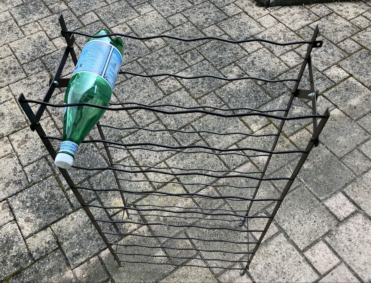 Étagères: Weinregal aus Metall – D'occasion à Winterthur par RoMaLitto