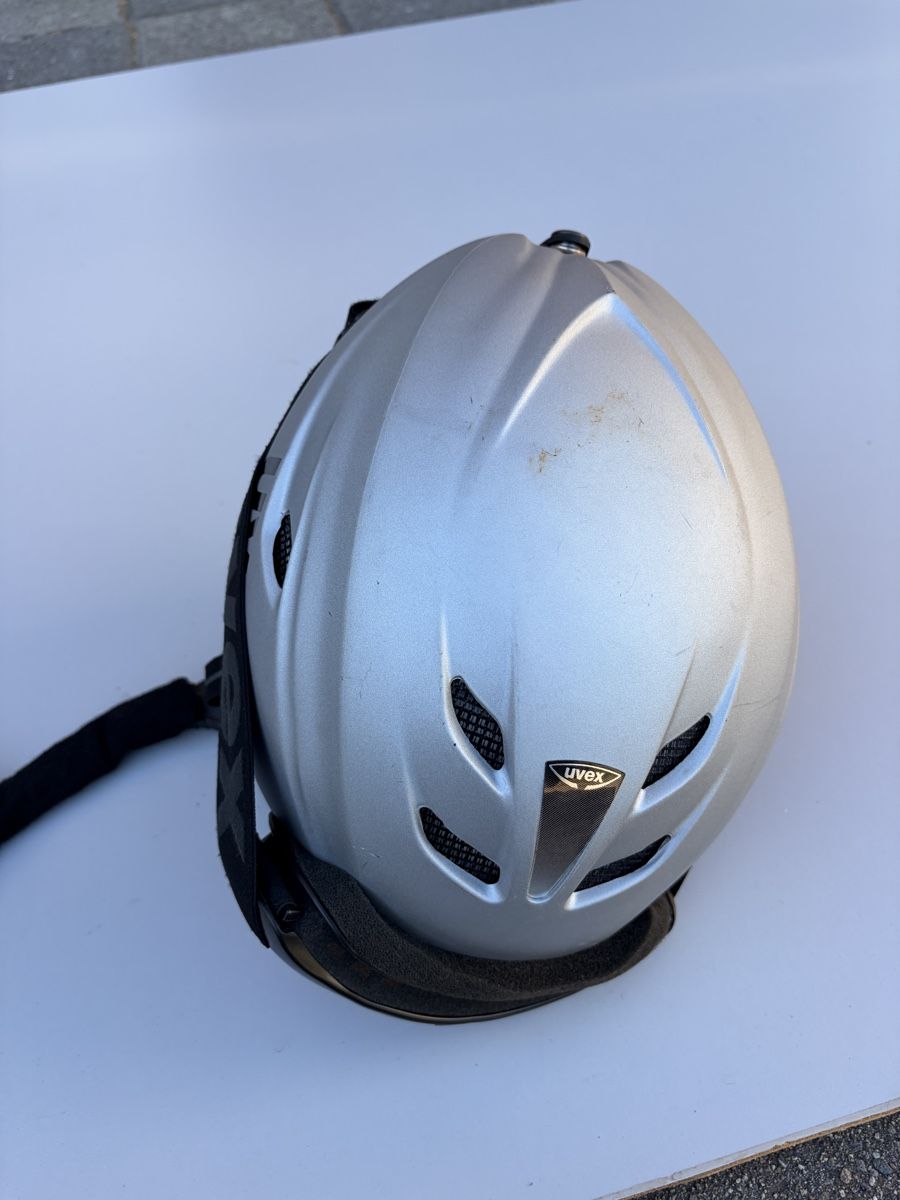 Uvex Caschi: Skihelm inkl. Brille – Usato da Herzogenbuchsee venduto da Jana_1019 2