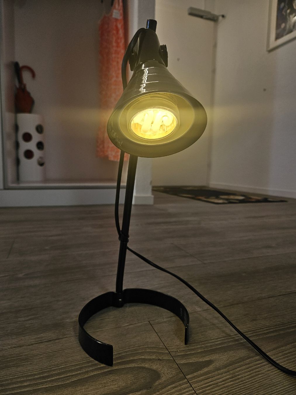 Lampade: Tischlampe schwarz Metall  – Usato da Reinach AG venduto da Irina_g00