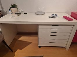 Ikea Schreibtisch mit Rollcontainer