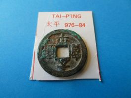 China 18./19. Jahrhundert - Käsch  Tai-P'Ing 976-84