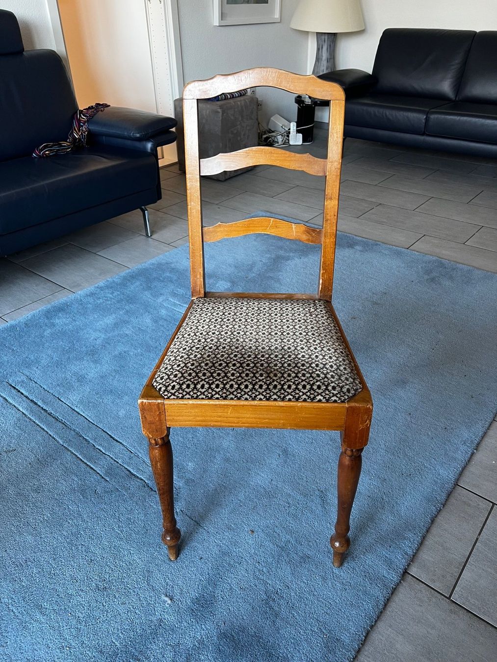 Sedie: Stuhl Holz antik, Vintage – Usato da Hinterkappelen venduto da rum_y52q