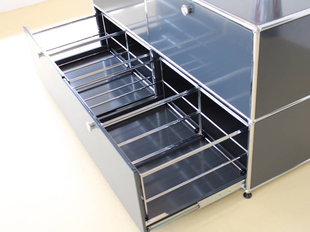 USM Scaffali: USM Haller Sideboard in Anthrazitgrau – Usato da Meinisberg venduto da atelier_TILIJA 3