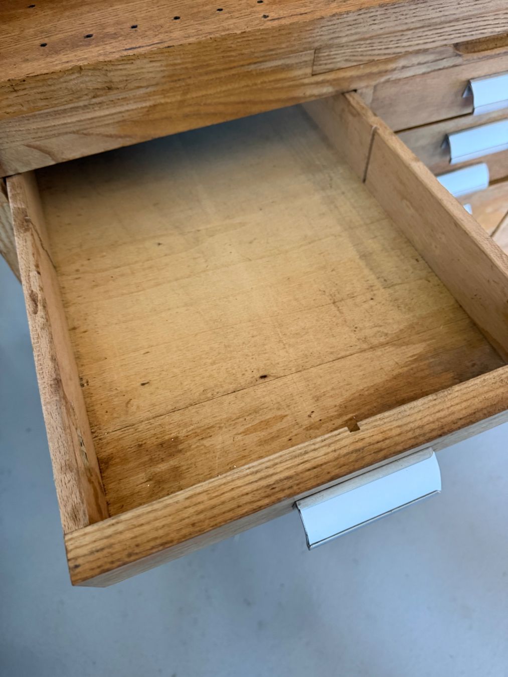 Ladenausstattungen & Messebau: Theke / Apothekerschrank – Gebraucht aus Jeuss von Karuschka 3