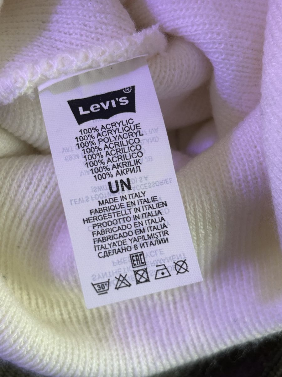 Autres vêtements & accessoires: Bonnet – D'occasion à Gampelen par ste_r6hj 2