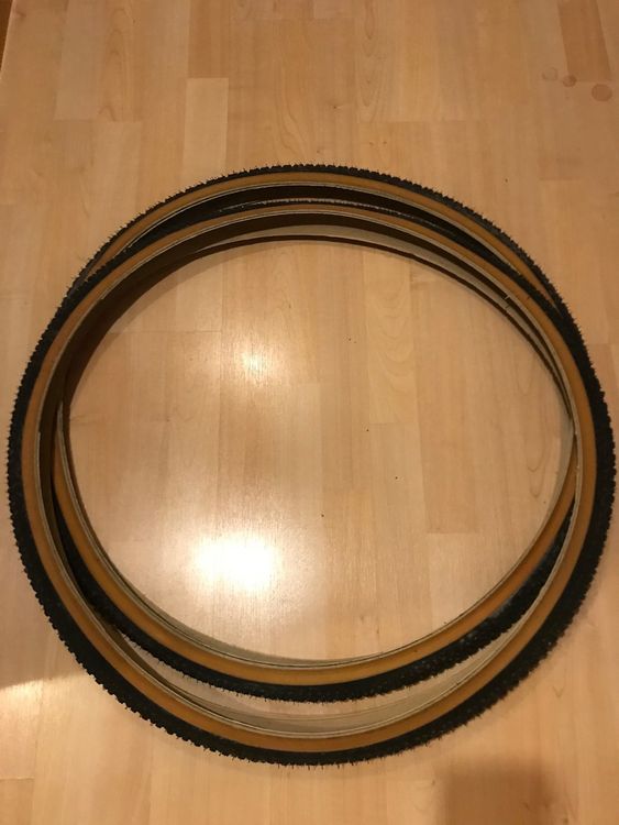 Pneus & Kompletträder: Pneu Reifen, Swallow Scout, 28 Zoll, 37-622, 700 x 35C – Gebraucht aus Altdorf UR von  3