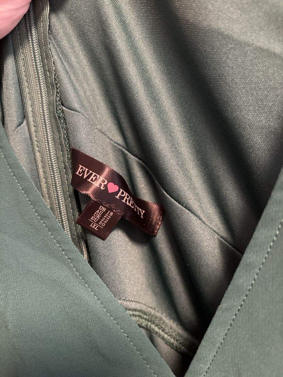 Vestiti: Dunkelgrünes Maxikleid, 1XL – Usato da Adliswil venduto da ninotschka7 3