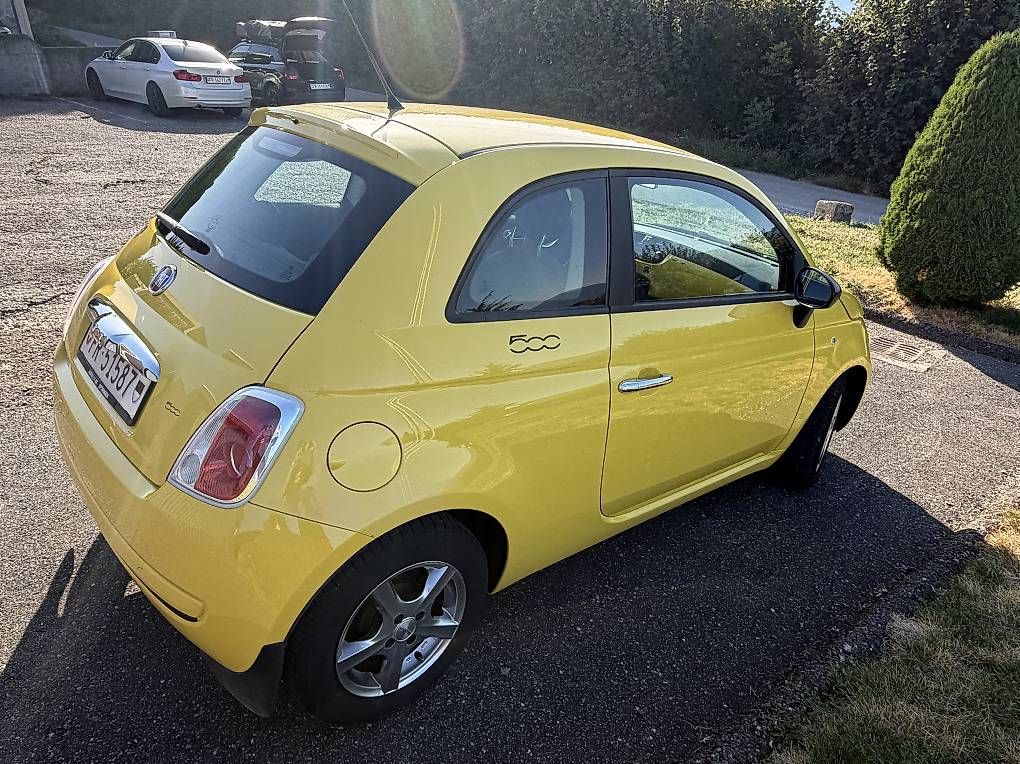 Autos: Fiat 500 – Gebraucht aus Châbles FR von Boudou 1