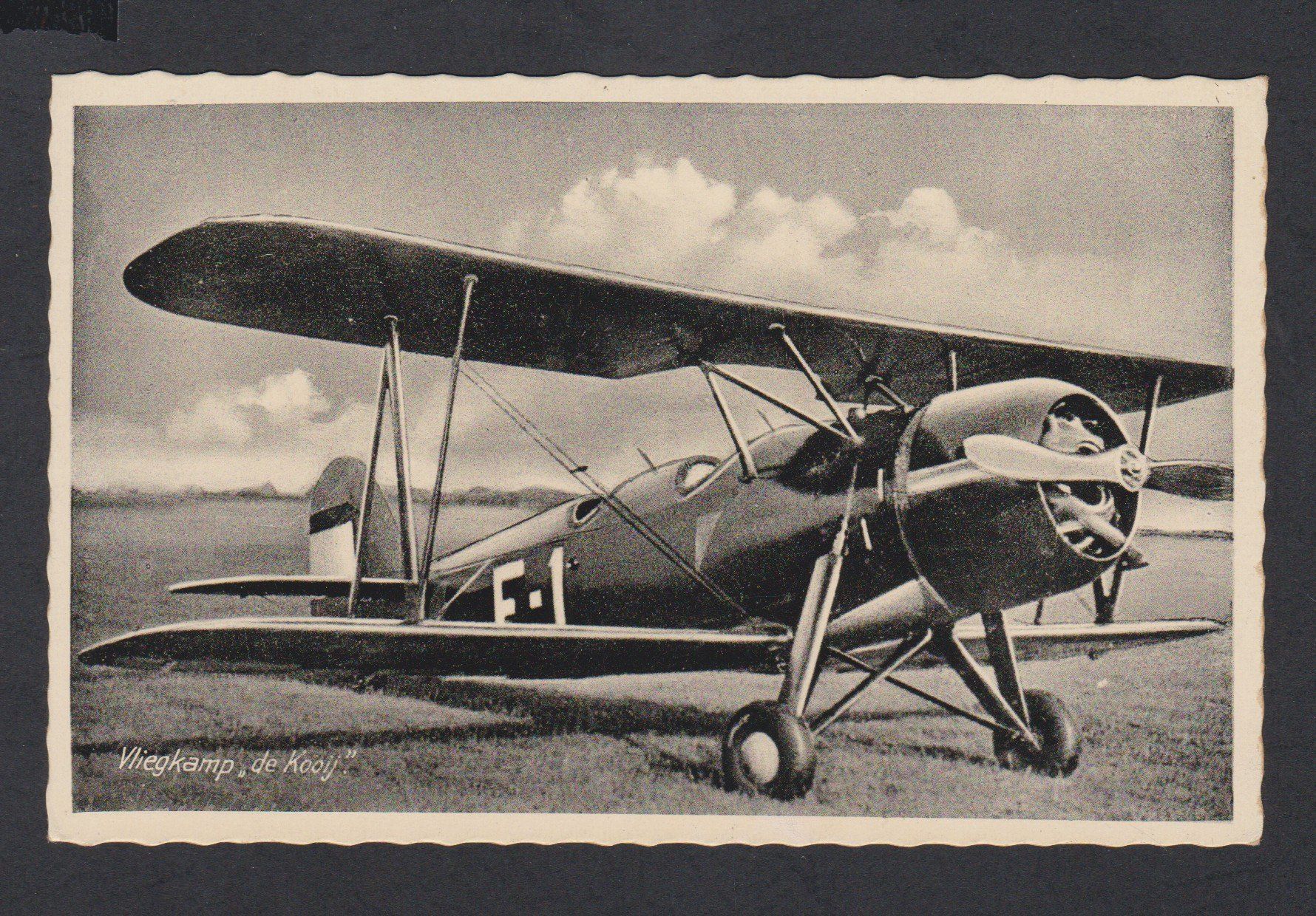 Cartoline postali: Aviatik   :   alte Ansichtskarte "Vliegkamp" de Kooij" – Usato da Vitznau venduto da Ropaku