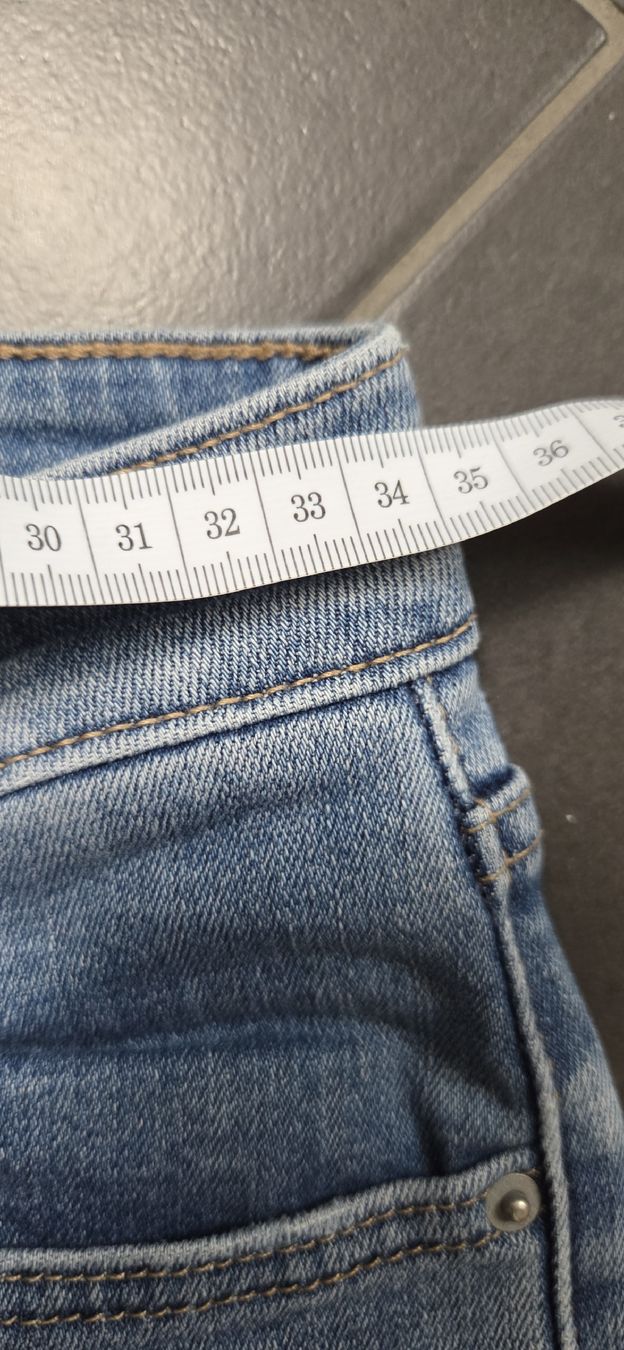 Levi's Jeans: Levis 721 Gr. 26 – D'occasion à Lyss par Urma5 3