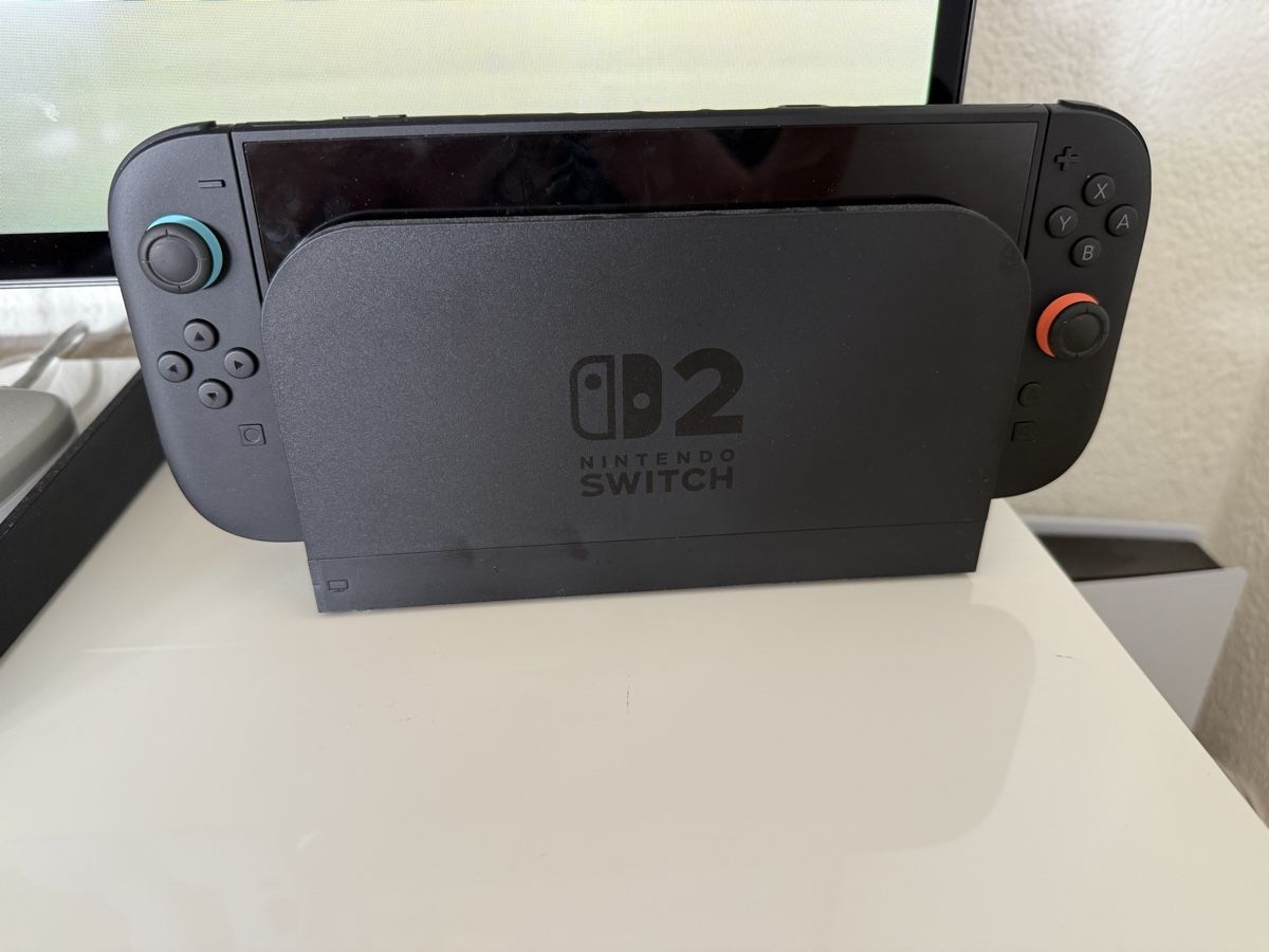 Nintendo Console: Nintendo Switch Konsole schwarz guter Zustand – Usato da St. Margrethen SG venduto da kra_y7bx