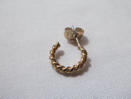Kleine, feine Creole, Modeschmuck / Einzelstück