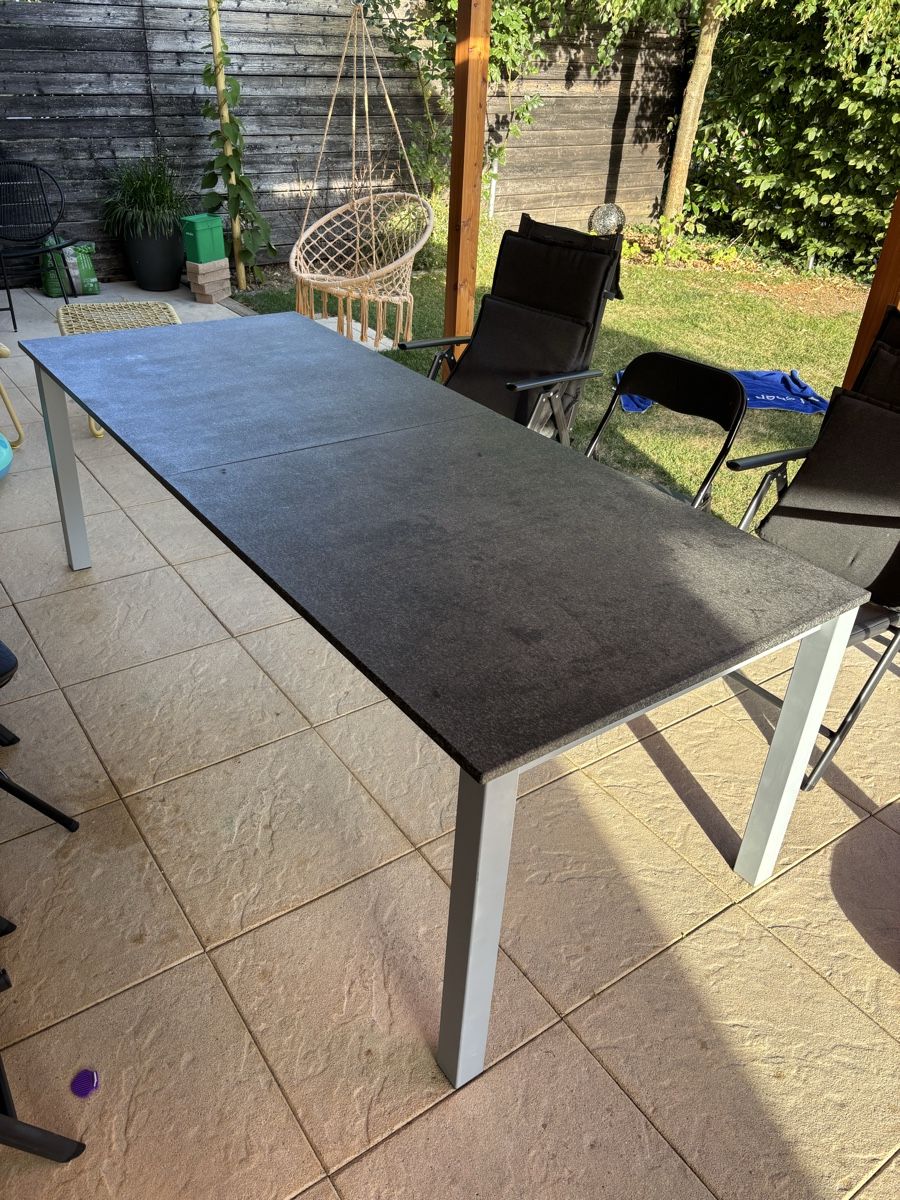 Tavoli: Table en granite 90x200 – Usato da Givisiez venduto da fab_9vlk 1