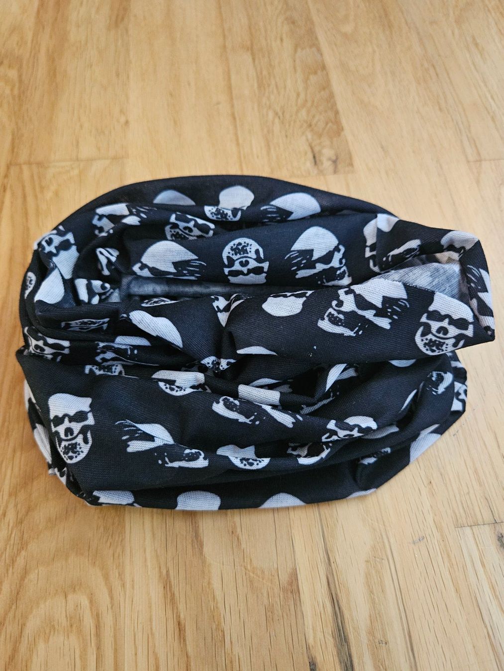 Foulard & Sciarpe: Schlauchtuch Bandana Halstuch – Nuovo e nell'imballaggio originale da St.Gallenkappel venduto da RocknSkull 1