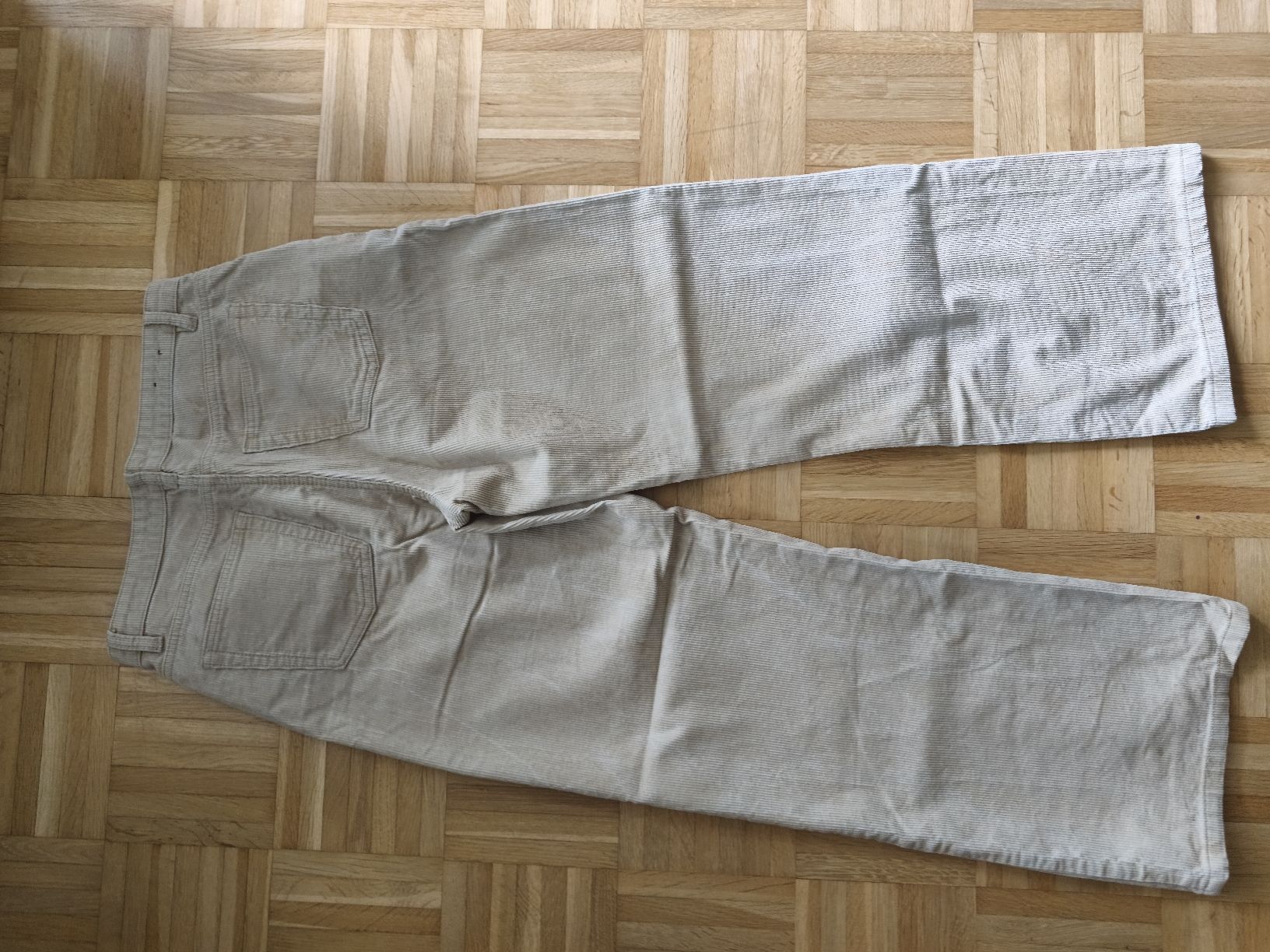 Pantaloni: Cordhose, Damen beige, Grösse M – Usato da Bern venduto da Tschu_Tschu 1