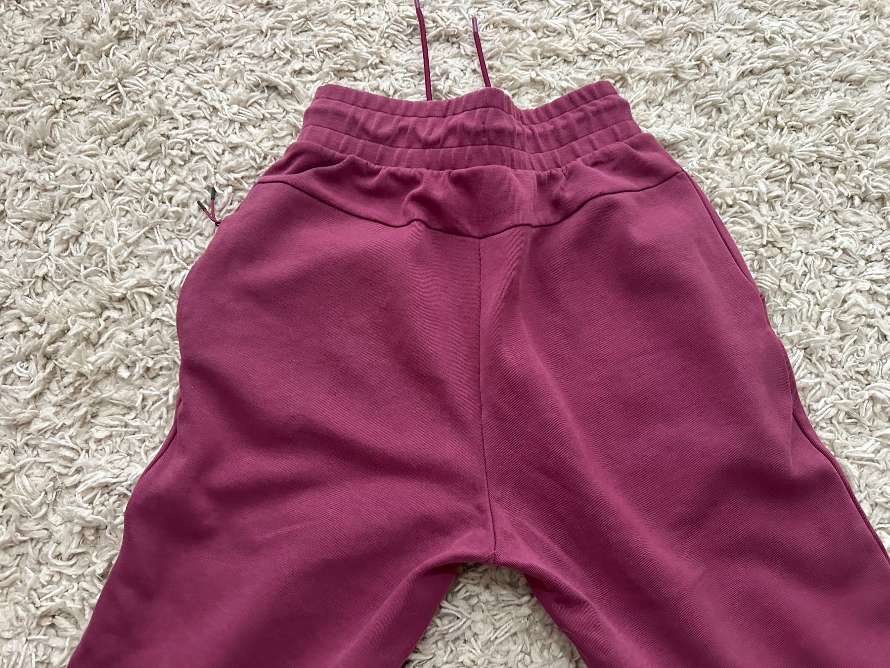 Nike Pantaloni: Nike Hose Gr.XS – Usato da Bern venduto da BrandVilla 3