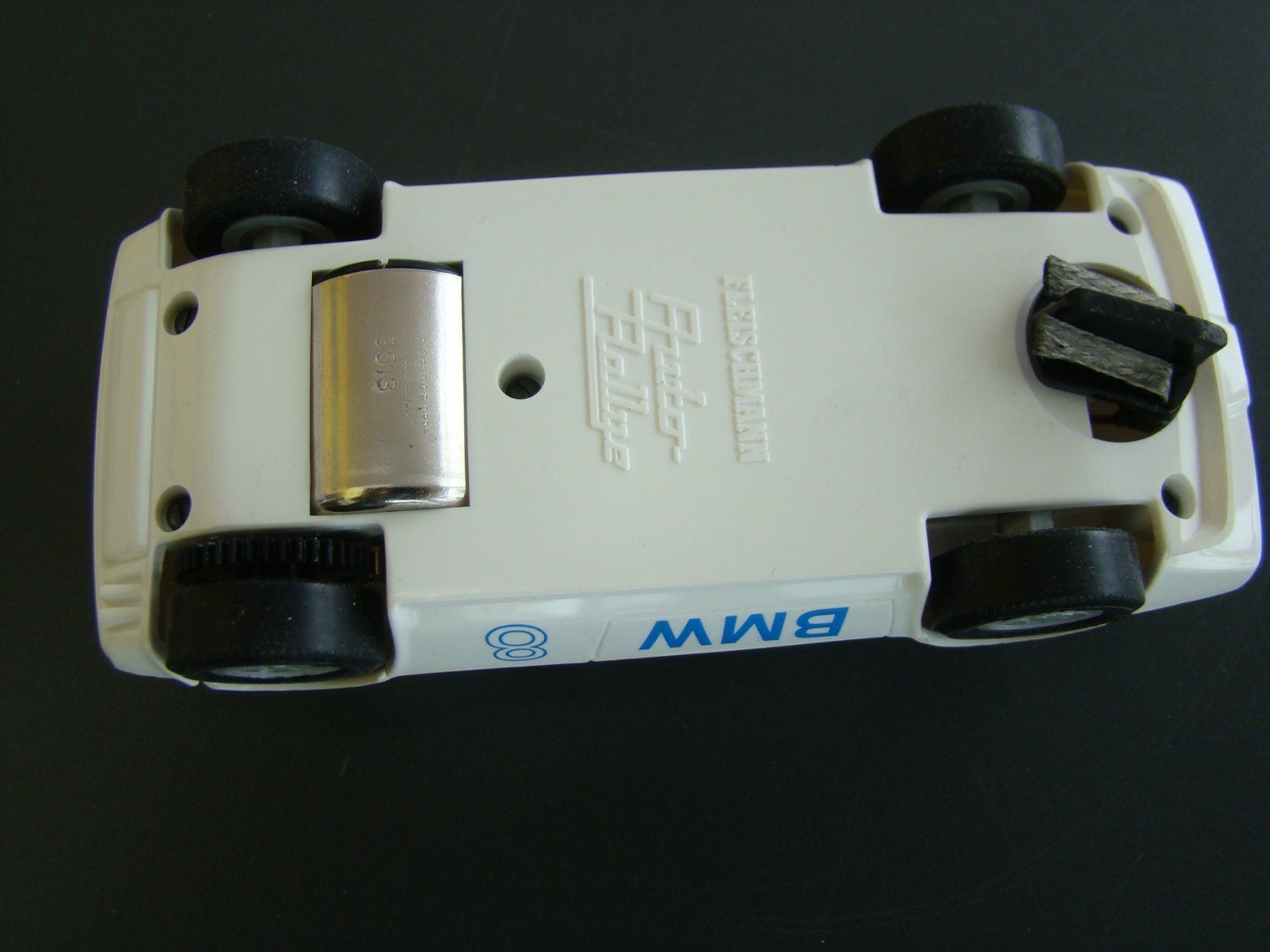 Fleischmann Piste: Fleischmann BMW M1 weiss selten 70er – Usato da Walzenhausen venduto da Vanquish711 3