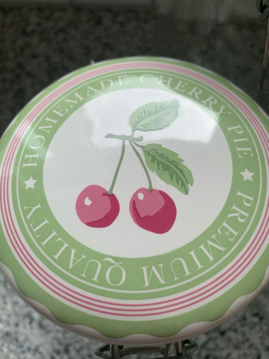 Greengate Contenitori & Simili: 3 Vorratsgläser mit Kirschmuster von Greengate – Usato da Ellikon an der Thur venduto da Bali1999 1