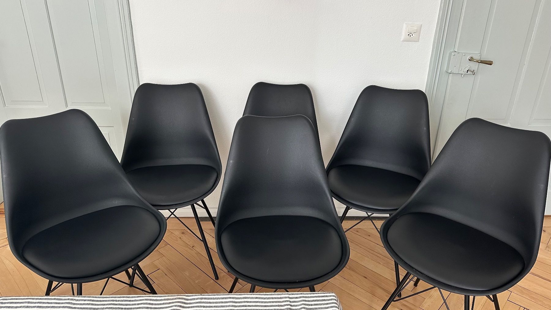 Westwing Stühle: Westwing-Kunstleder-Polsterstühle Eris – Gebraucht aus Zürich von lui_d8tq 1
