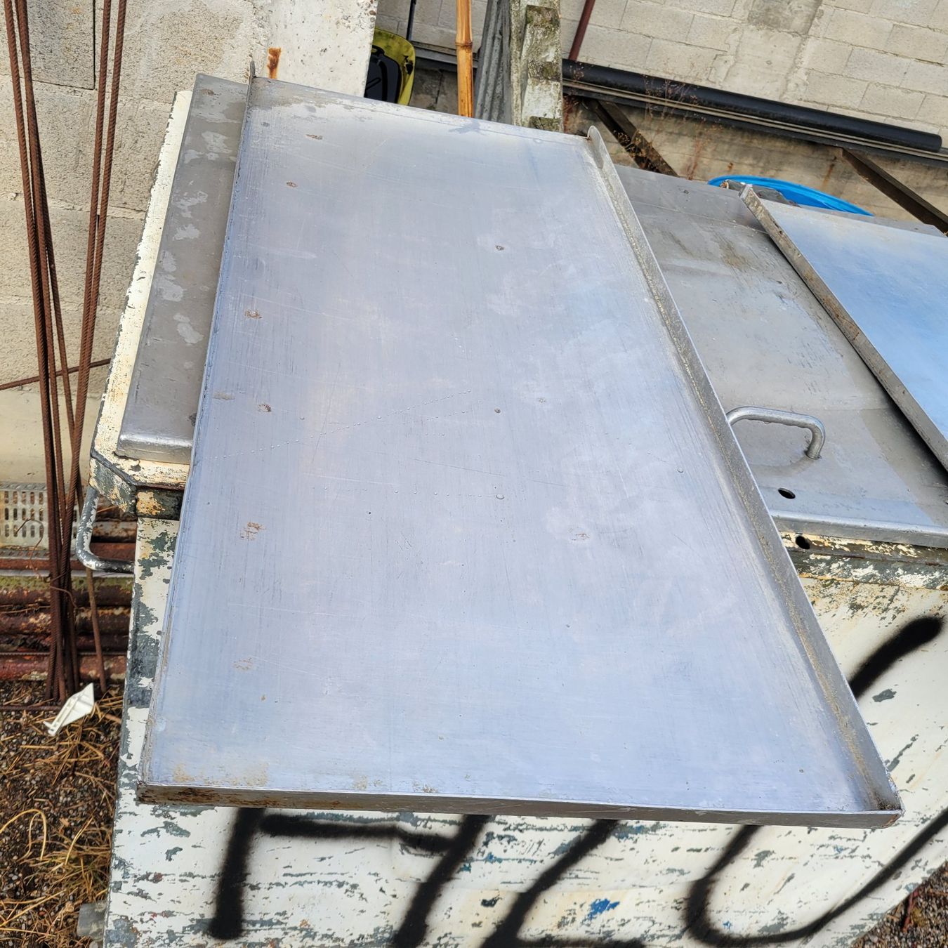 Servierplatten: Alu-Blech – Gebraucht aus Ettingen von zimmi07 1