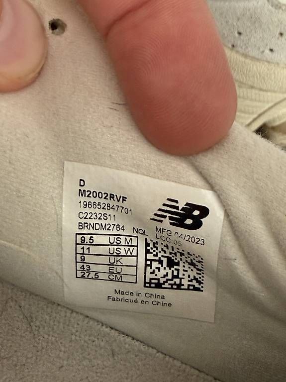 Damenschuhe: New Balance Sneaker – Gebraucht aus Hagenbuch ZH von Bimbolino93 1