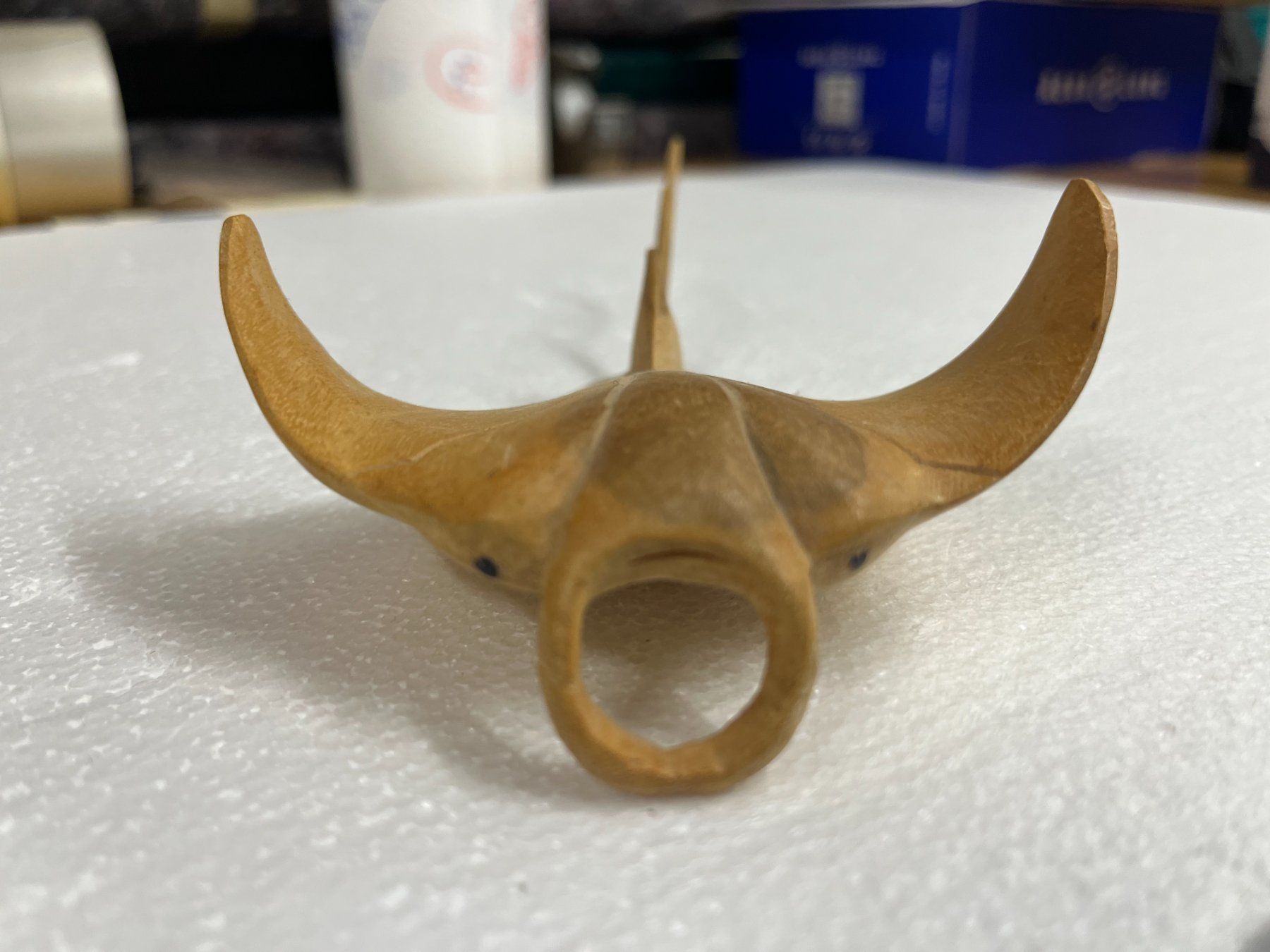 Statuette: Manta aus Holz geschnitzt – Usato da Mumpf venduto da dadaboygugu 1