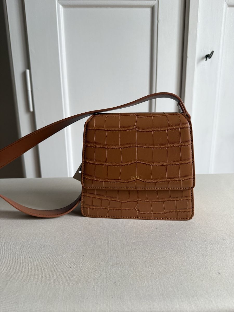 Borse da donna: JW PEI Bag - New - Never Worn – Nuovo (secondo la descrizione) da Genève venduto da jul_5xsn