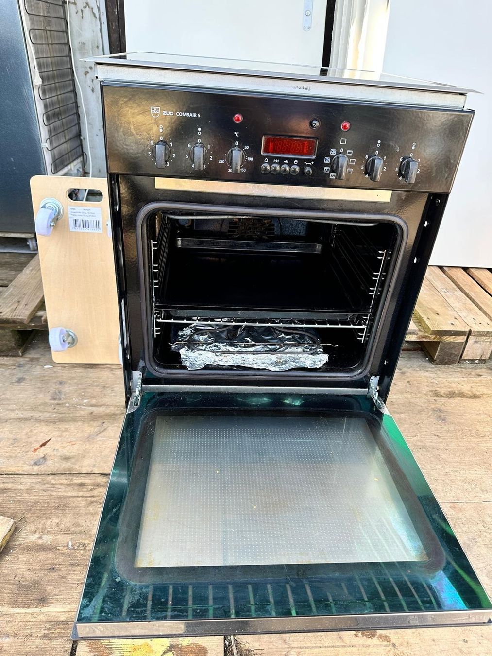 V-Zug Cucine: Backofen mit Glaskeramik – Usato da Spreitenbach venduto da Space_X 5