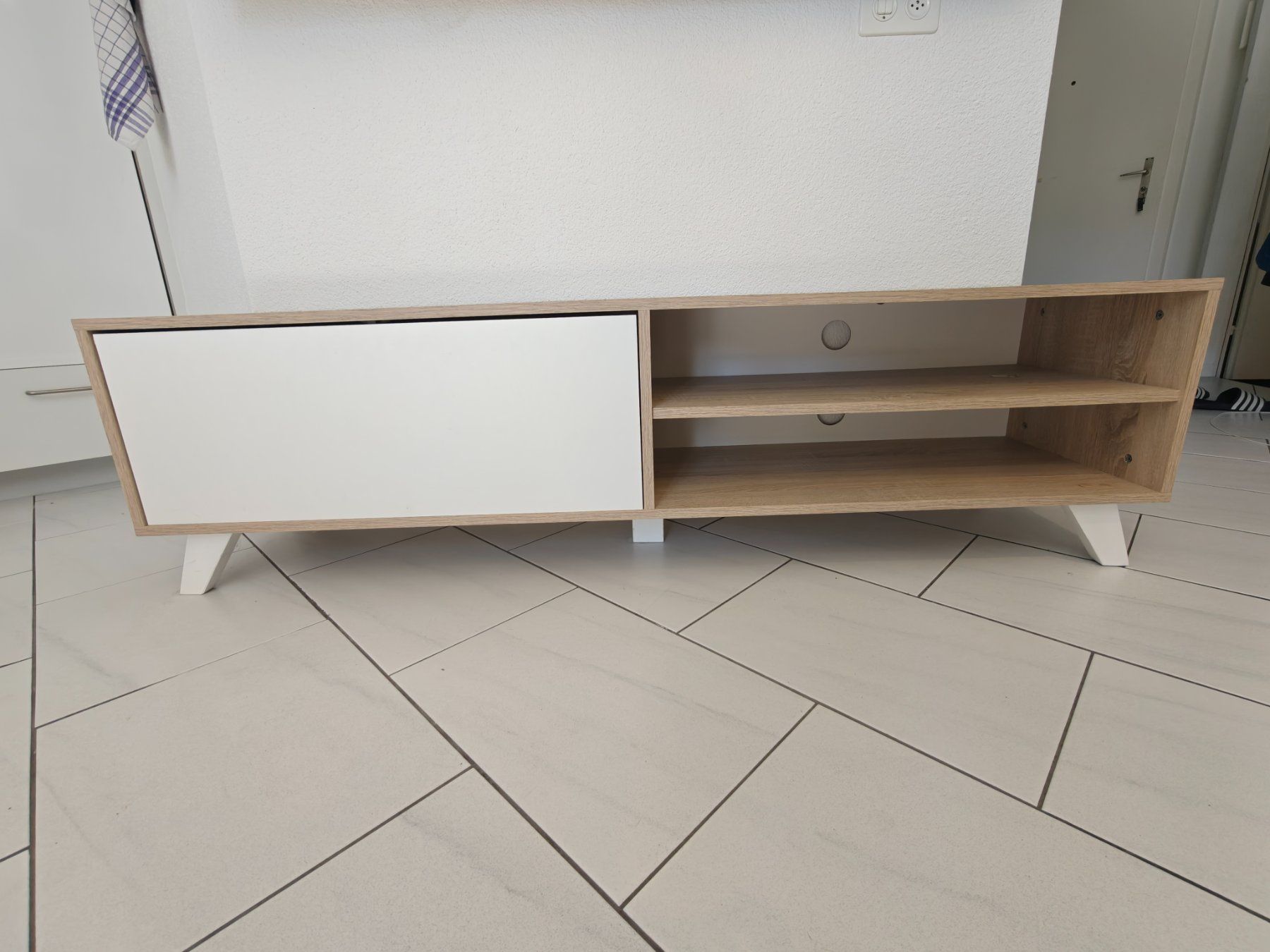 Mobili TV: Sideboard, Low-Board, Fernsehmöbel – Usato da Luzern venduto da tob_nk7n 6