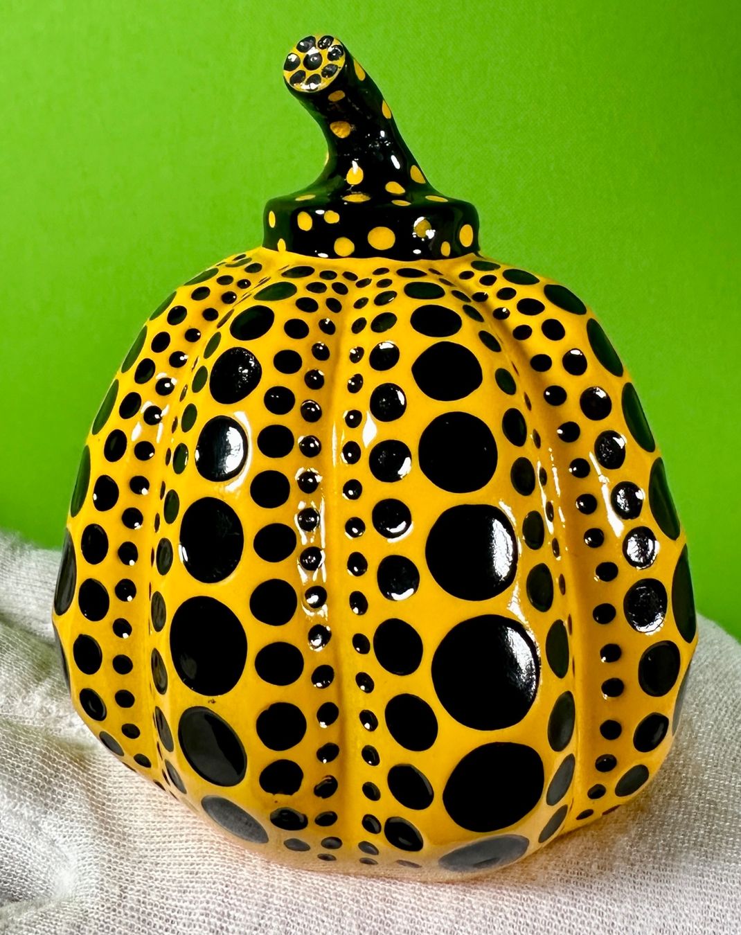 Skulpturen & Statuen: Yayoi Kusama Pumpkin Figur – Gebraucht aus Horgen von eli_9xdn 2