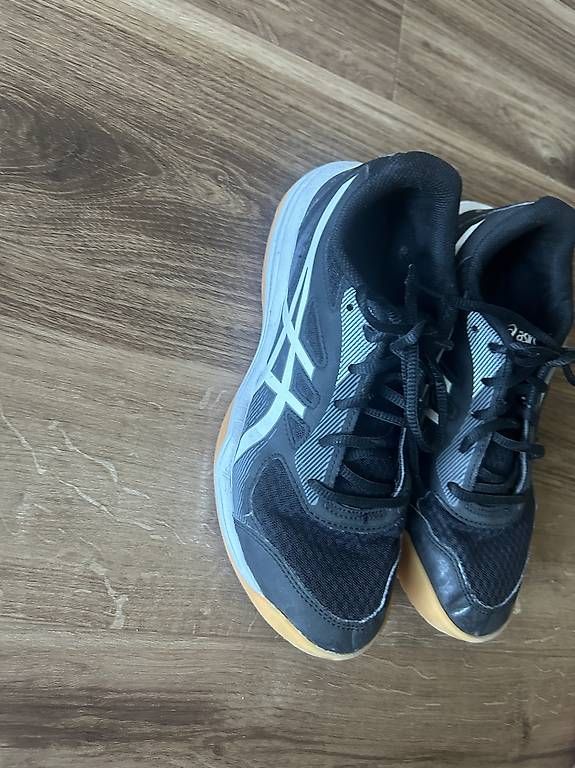 Asics Scarpe da uomo: Asics Hallenschuhe 40 – Usato da Bremgarten b. Bern venduto da m-stalder80