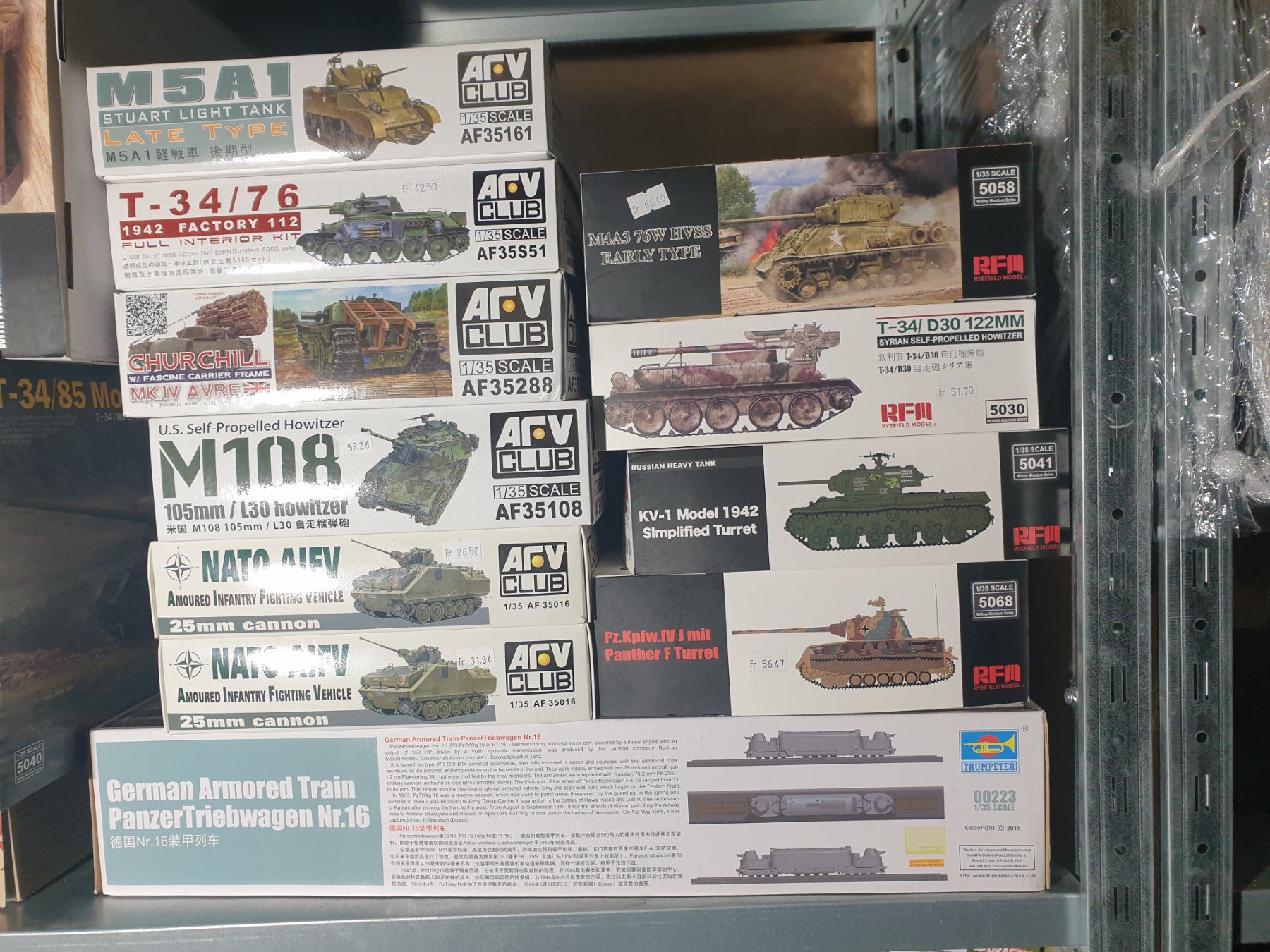 Kit di modellismo & Modellini statici: Modélisme - maquettes militaires – Nuovo e nell'imballaggio originale da Vevey venduto da OF_Est_vaudois