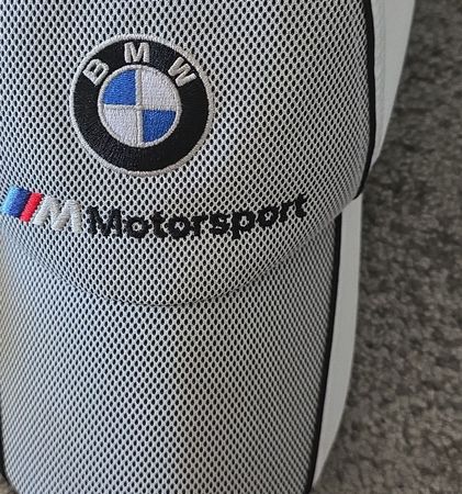 BMW Motorsport Visor Cap – Sportlich durch den Sommer!
