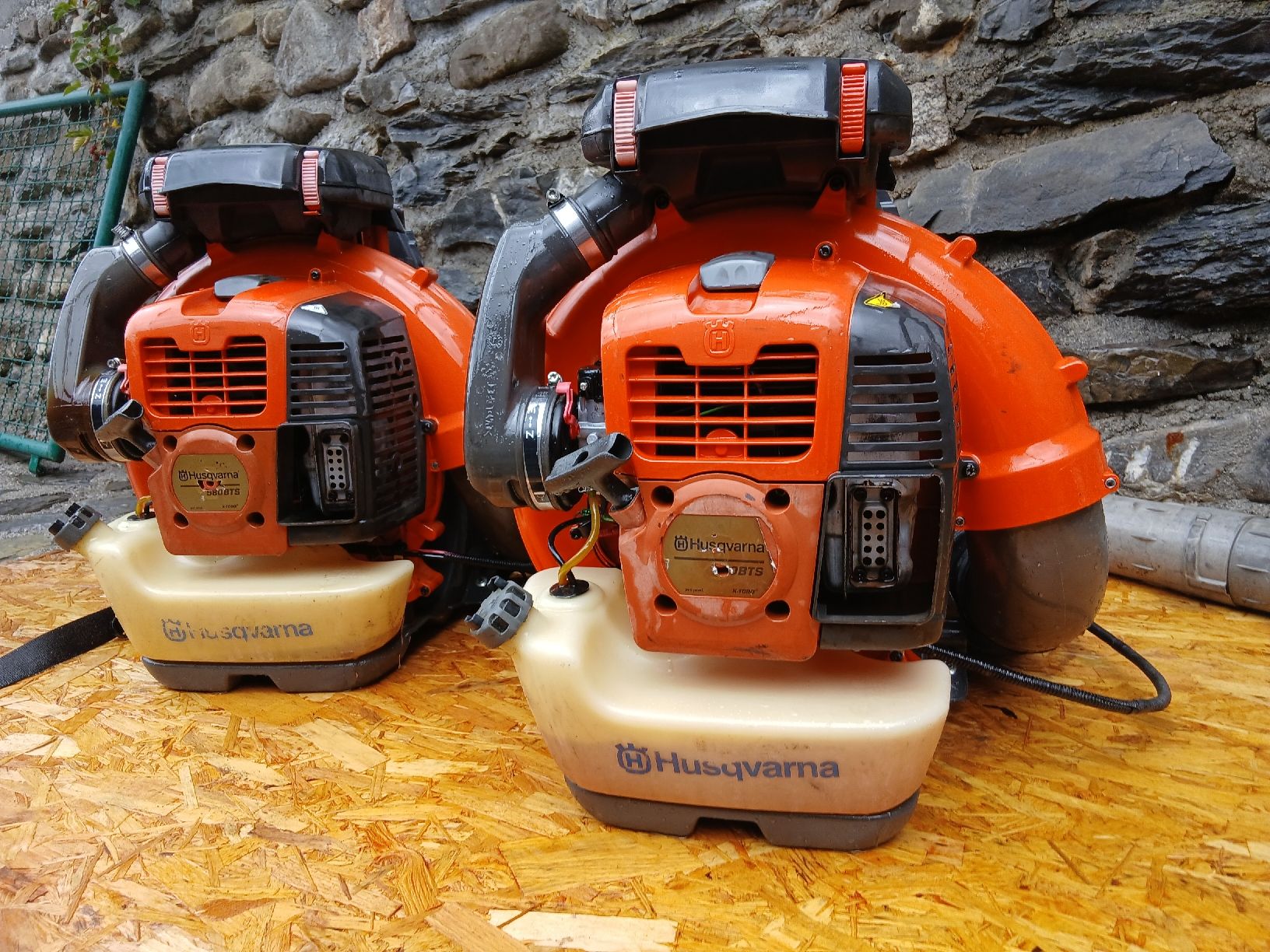 Husqvarna Laubbläser & Laubsauger: 2X Laubbläser Husqvarna 580 – Gebraucht aus Seewis-Schmitten von positiv220780