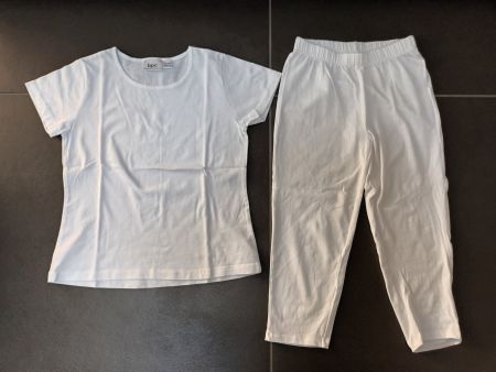 Set T-Shirt & 3/4 Hosen weiss Gr. 140/146